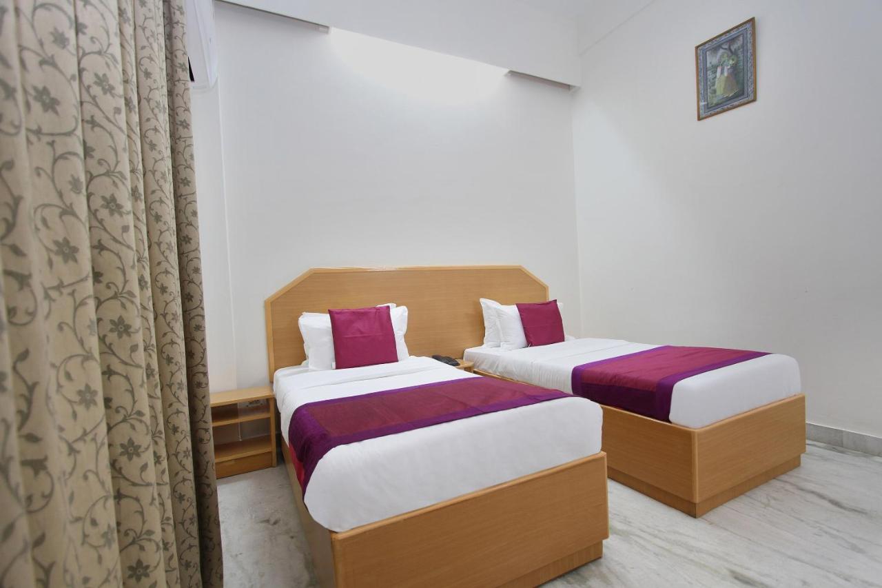 Oyo 5345 Hotel Sai Rennaissance Bangalore Buitenkant foto