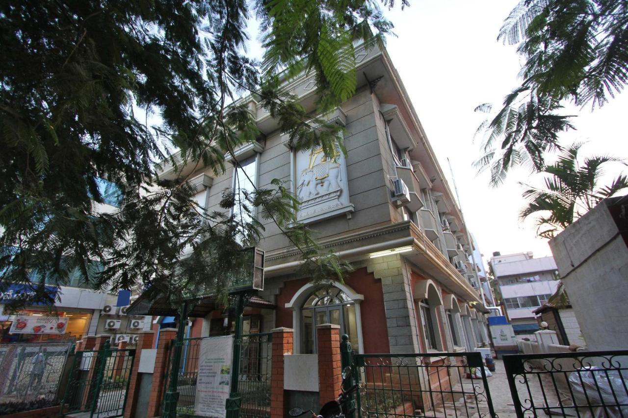 Oyo 5345 Hotel Sai Rennaissance Bangalore Buitenkant foto