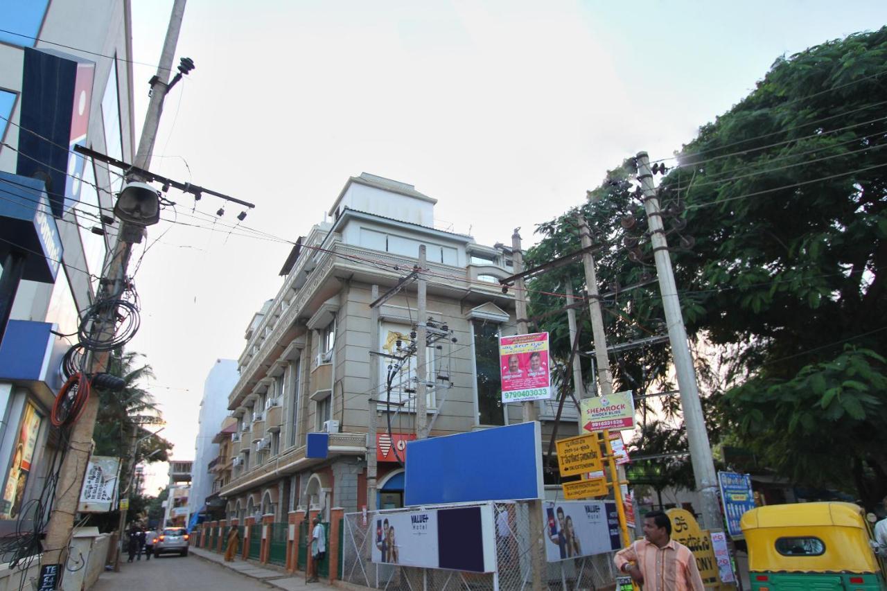 Oyo 5345 Hotel Sai Rennaissance Bangalore Buitenkant foto
